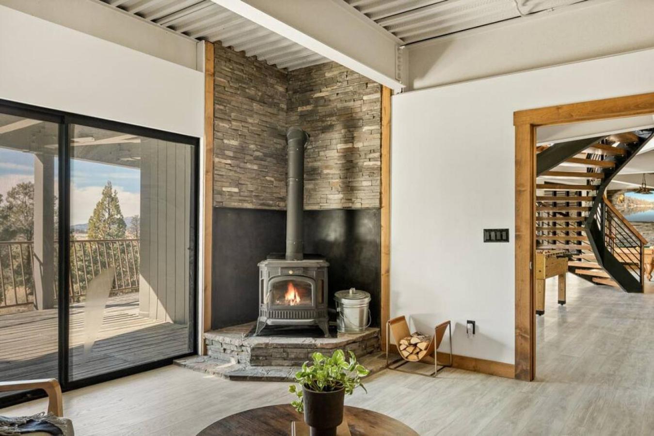 Steel Pine Lodge A Rustic Mountain Retreat Views Baldwin Lake Экстерьер фото