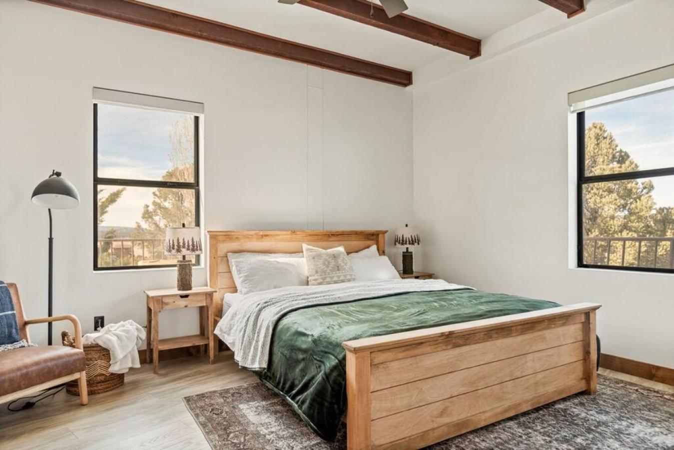 Steel Pine Lodge A Rustic Mountain Retreat Views Baldwin Lake Экстерьер фото