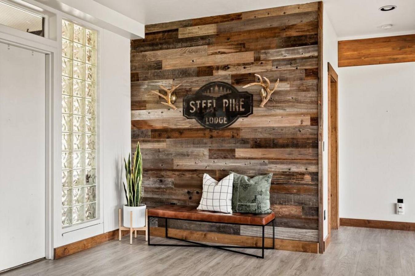 Steel Pine Lodge A Rustic Mountain Retreat Views Baldwin Lake Экстерьер фото